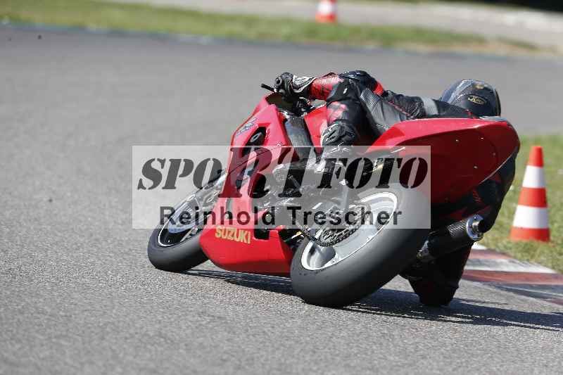/44 09.08.2025 Plüss Moto Sport ADR/Freies Fahren/162